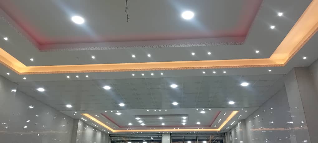 فروش و اجرای کاغذ دیواری و کناف راش در پارس آباد